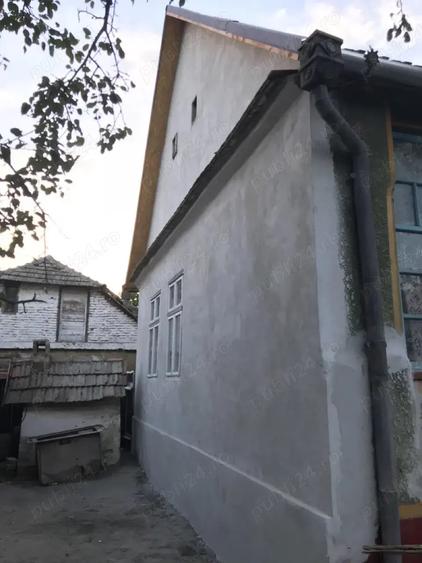 Casă cu 3 camere cu Teren 2275 Mp în Uliuc