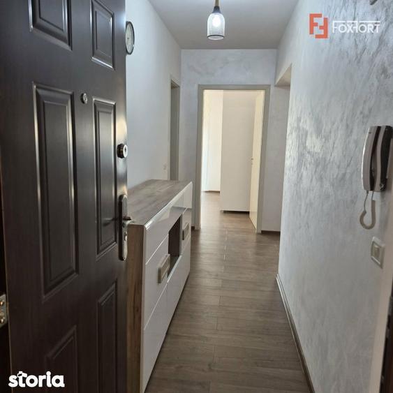 Apartament cu 2 camere semidecomandat, mobilat în Dumbrăvița
