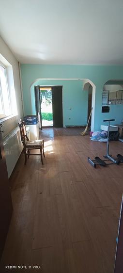 Casă cu 4 camere în Goranu