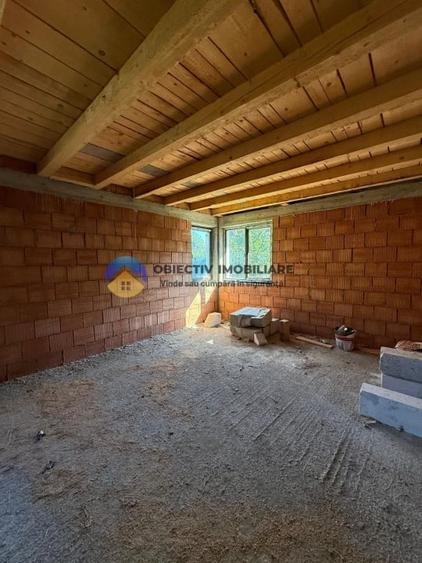 Casă individuală cu 3 camere cu Teren 1400 Mp în Ciritei