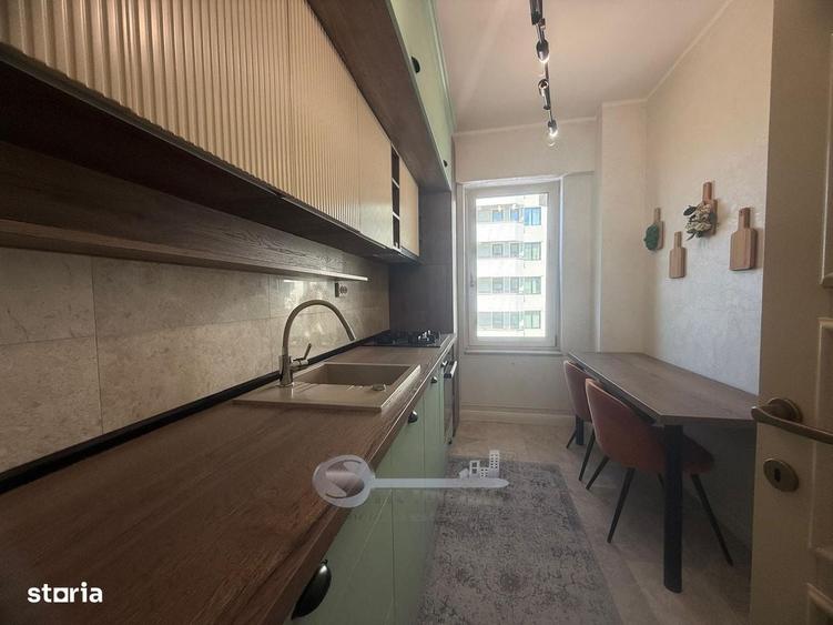 Apartament cu 3 camere decomandat în Copou
