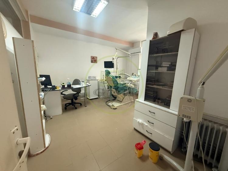 Spațiu comercial, de 683.10998535156 mp, în Central