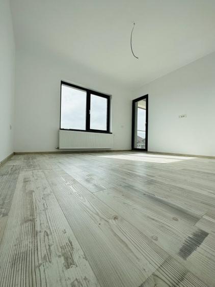 Casă individuală cu 4 camere cu Teren 331 Mp în Berceni