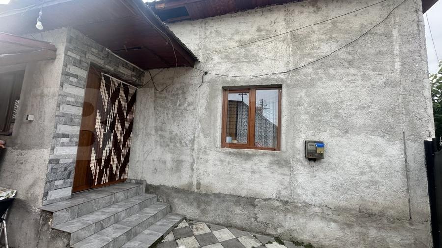 Casă individuală cu 2 camere cu Canalizare în Căstău