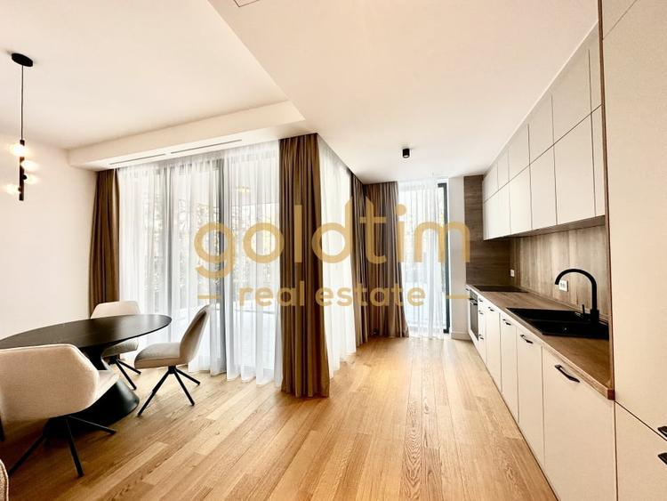 Apartament cu 3 camere decomandat, mobilat în Iancu Nicolae