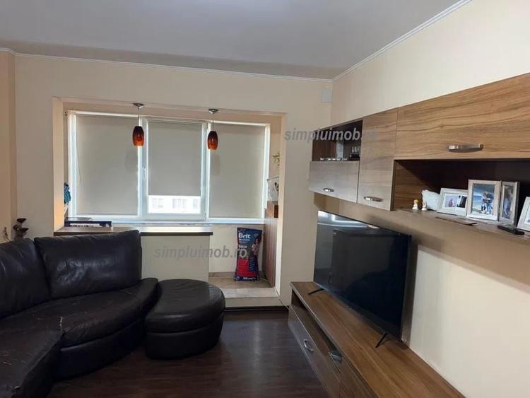 Apartament cu 2 camere decomandat, mobilat în Titan