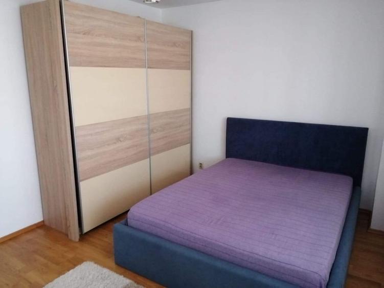 Apartament cu 2 camere decomandat în Exterior Vest