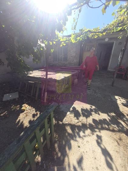 Teren Construcții intravilan de 308 mp, în Rahova