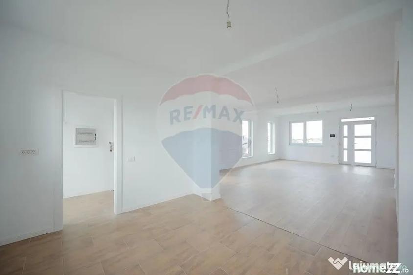 Casă cu 4 camere cu Teren 537 Mp în Paleu