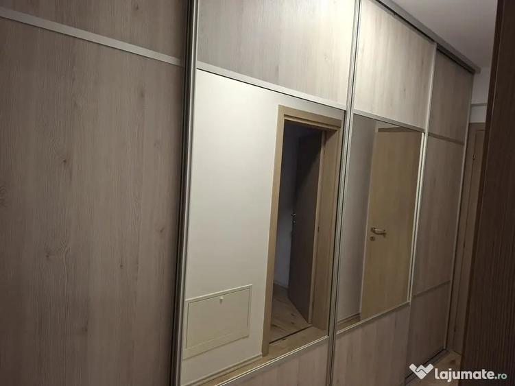 Apartament cu 3 camere decomandat în Băneasa