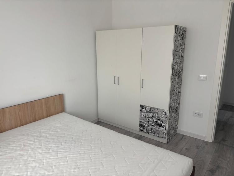 Apartament cu 2 camere semidecomandat, mobilat în Cug