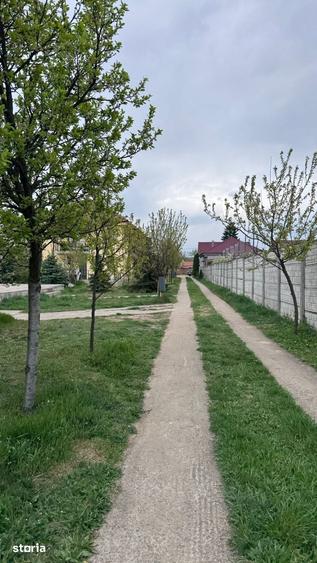 Casă cu 5 camere cu Teren 450 Mp în Central