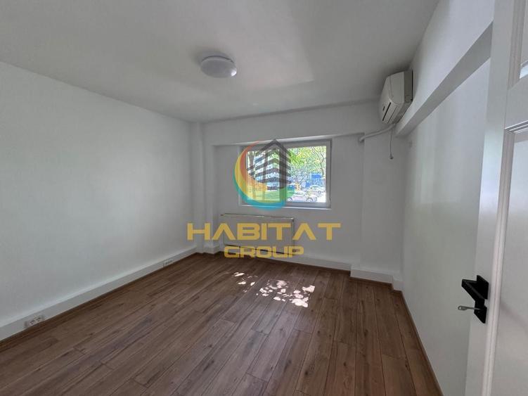 Apartament cu 4 camere decomandat în Tineretului