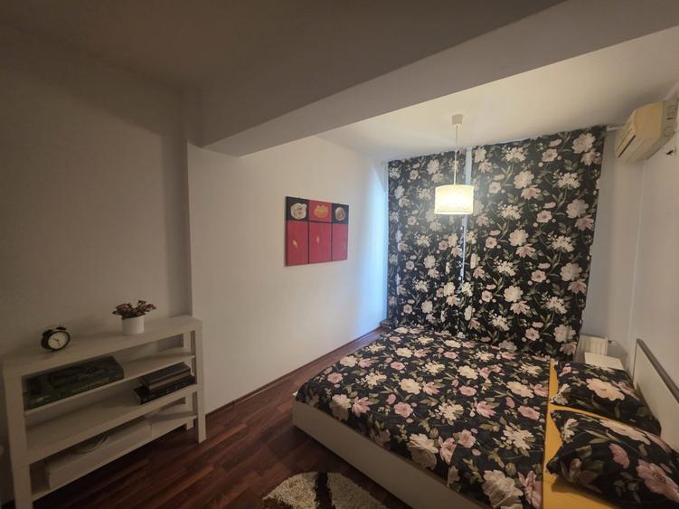 Apartament cu 2 camere decomandat, mobilat în Ultracentral
