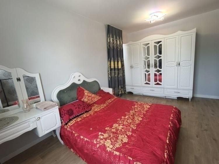 Apartament cu 3 camere semidecomandat în Prelungirea Ghencea