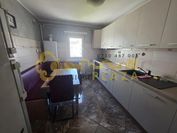 Apartament cu 3 camere decomandat, mobilat în Central