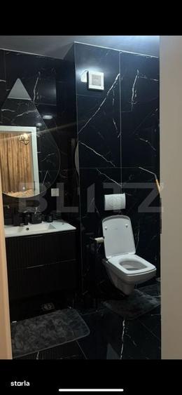 Apartament cu 3 camere semidecomandat în Central — fotografia 3