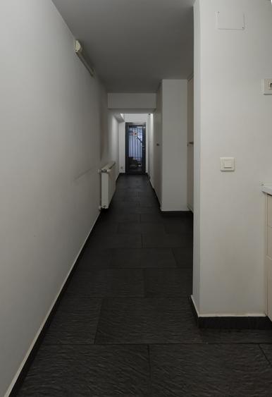 Casă individuală cu 9 camere cu Canalizare în Tudor Vladimirescu
