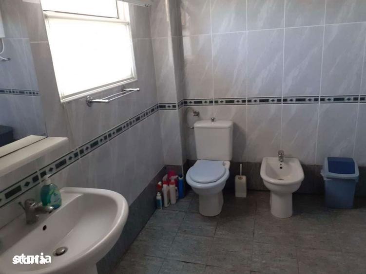 Casa de vanzare 6 camere si anexa 3 camere in Mangalia - 3