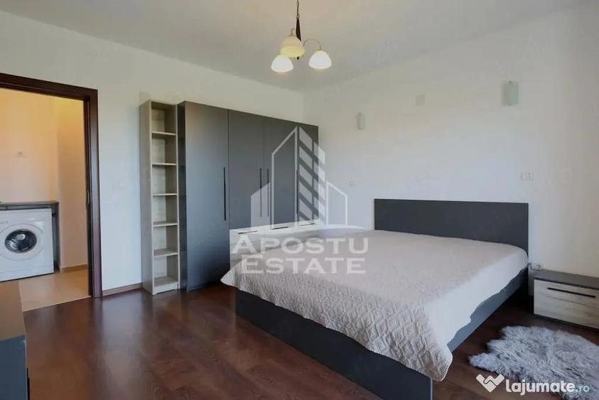Apartament cu 3 camere semidecomandat în Subcetate