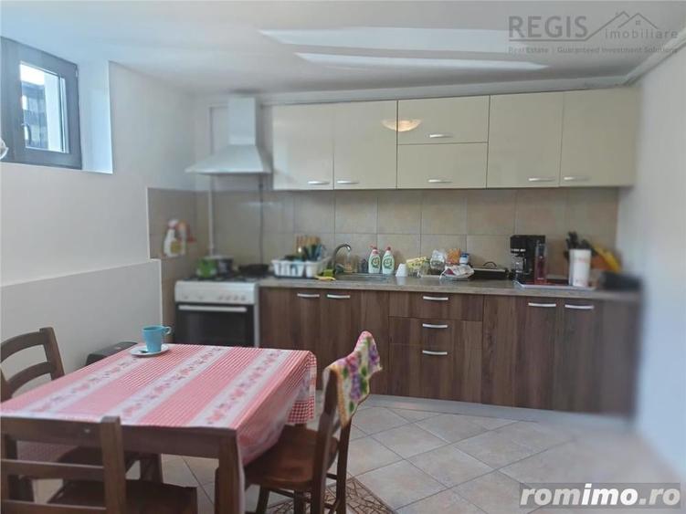 Casă cu 11 camere cu Teren 1300 Mp în Șimon