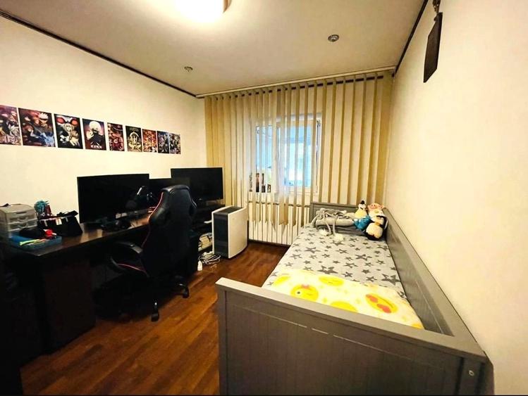 Apartament cu 4 camere decomandat, mobilat în Vitan Mall