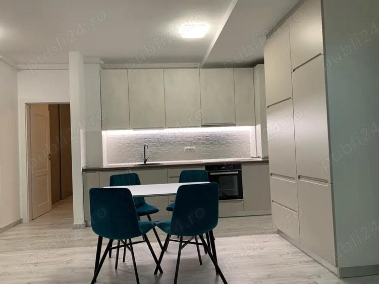 Apartament cu 2 camere decomandat în Funcționarilor