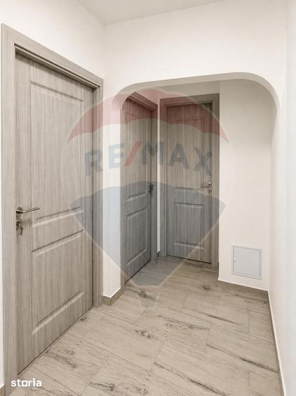Apartament cu 3 camere în Tei