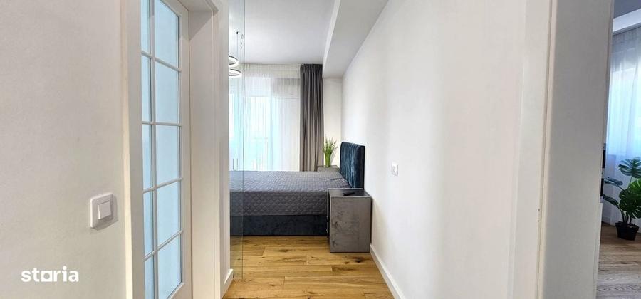 Apartament cu 4 camere, mobilat în Central