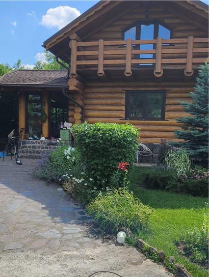 Casă cu 3 camere cu Teren 3000 Mp în Exterior Vest