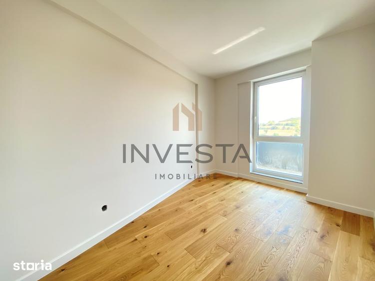 Apartament cu 3 camere semidecomandat în Someșeni