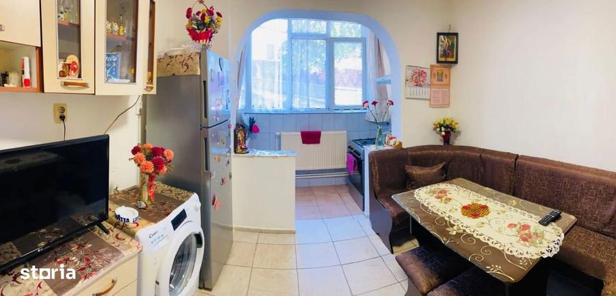 Apartament cu 3 camere în Piața Nouă