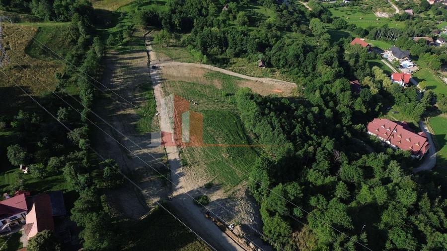Teren Construcții intravilan de 1000 mp, în Bran