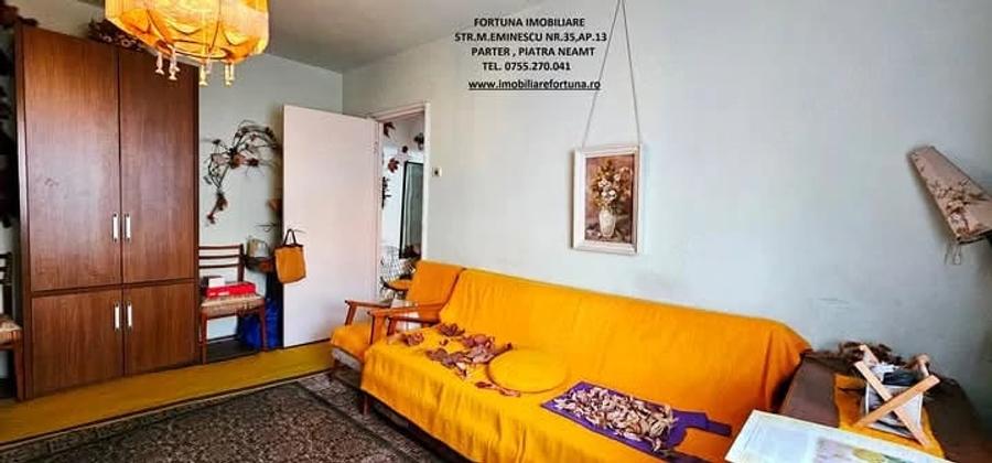 Apartament cu 4 camere semidecomandat în Precista