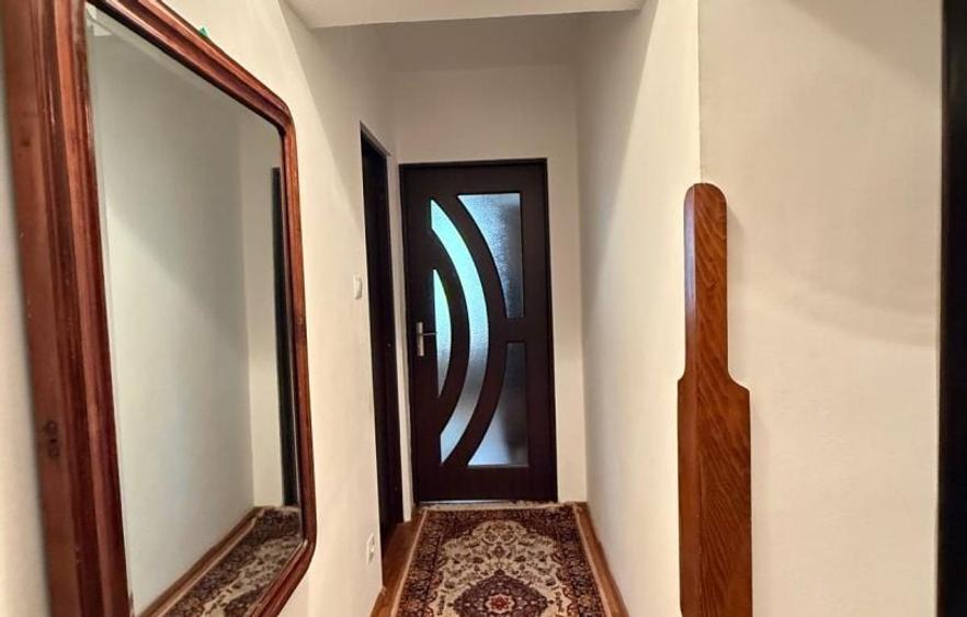 Apartament de vanzare - 1
