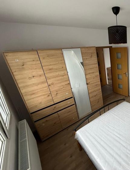 Apartament cu 2 camere decomandat în Podu Roș