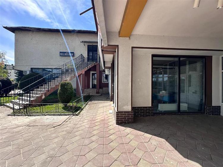 Spațiu comercial, de 48 mp, în Central