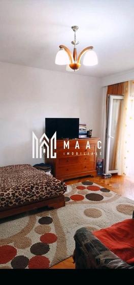 Apartament cu 4 camere decomandat în Ostroveni