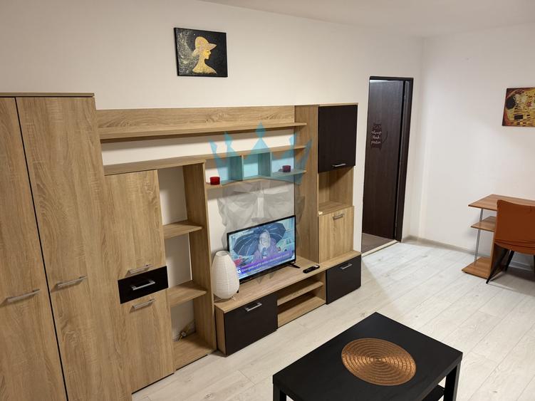 Apartament cu 2 camere semidecomandat, mobilat în Iancului