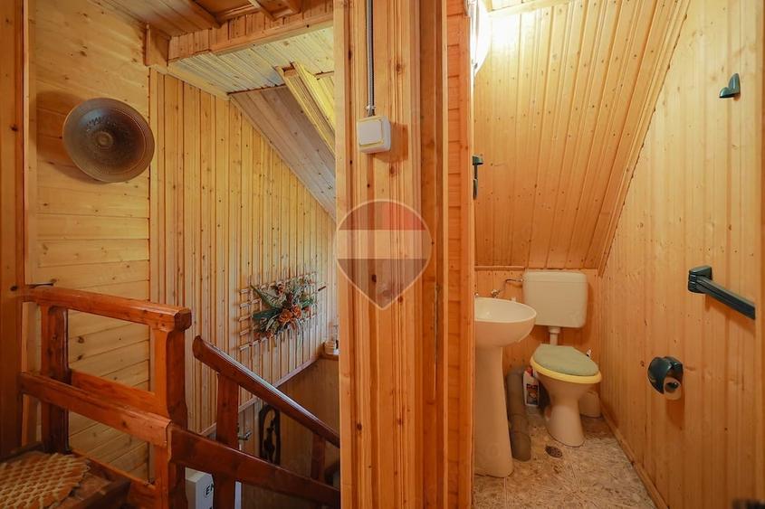 Casă cu Teren 3326 Mp în Arieșeni