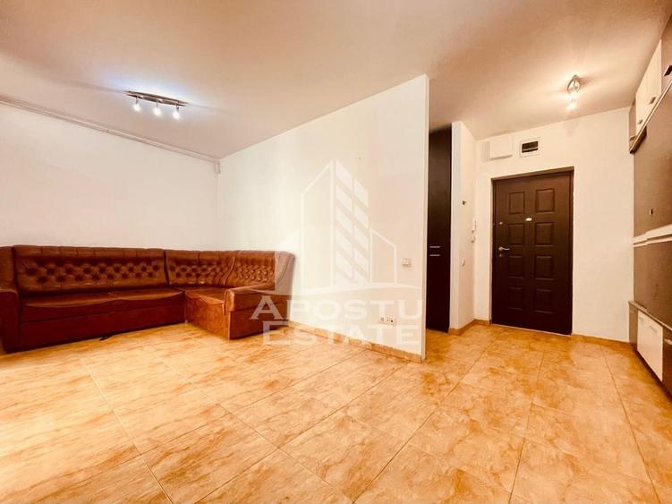 Apartament cu 2 camere decomandat, mobilat în UTA