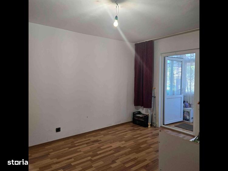 Apartament cu 2 camere în Decebal