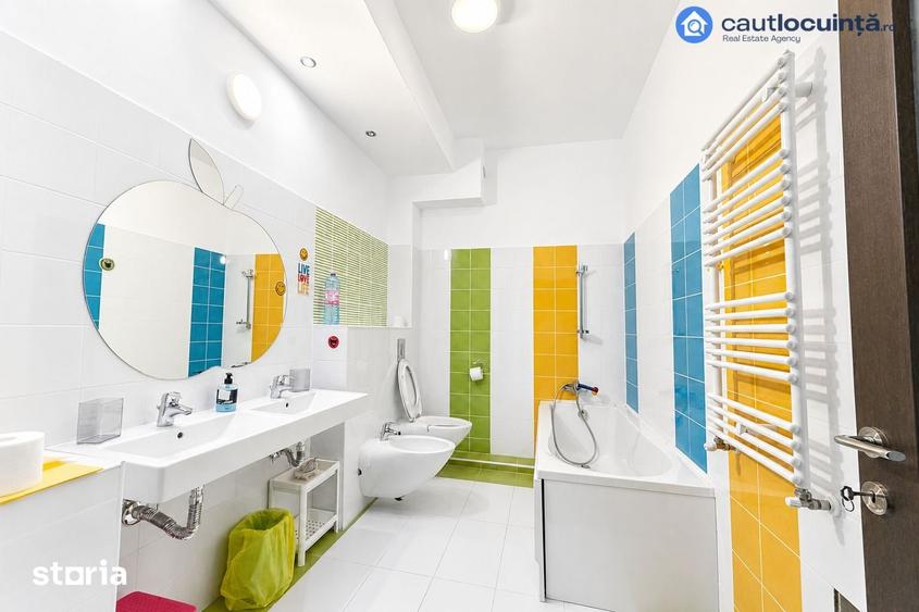 Casă cu 5 camere cu Teren 554 Mp în Corbeanca