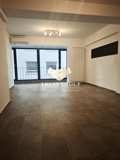 Apartament cu 2 camere semidecomandat în Universitate