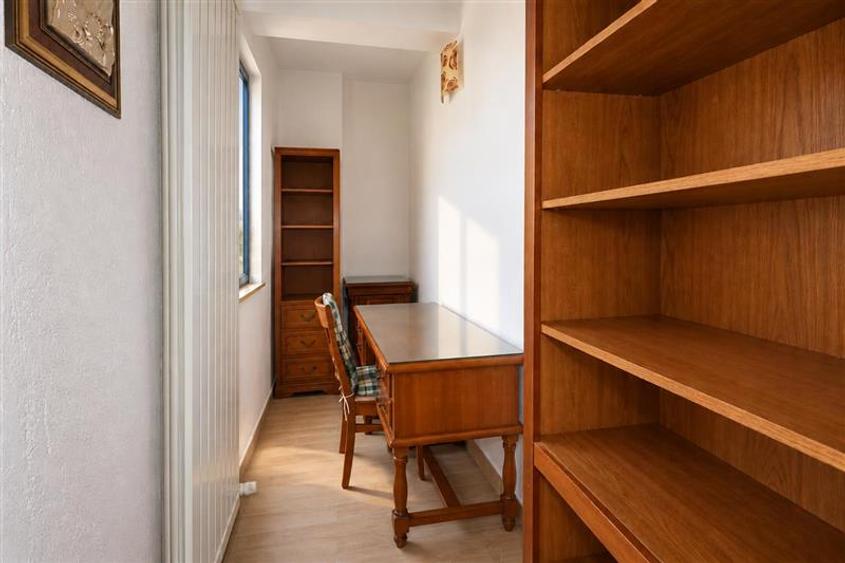 Apartament cu 2 camere decomandat, mobilat în Centrul Istoric
