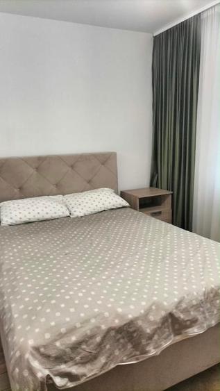 Apartament cu 2 camere semidecomandat, mobilat în Rovine