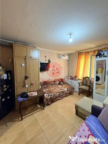 Garsonieră în Far