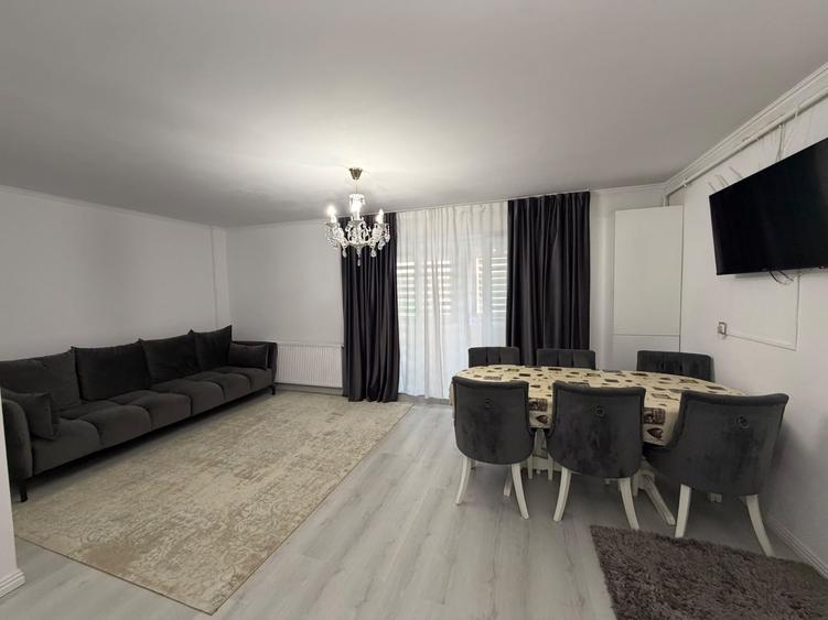 Apartament cu 3 camere semidecomandat în Florești