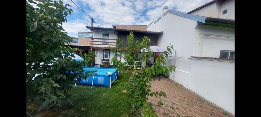 Casă cu 3 camere în Nord