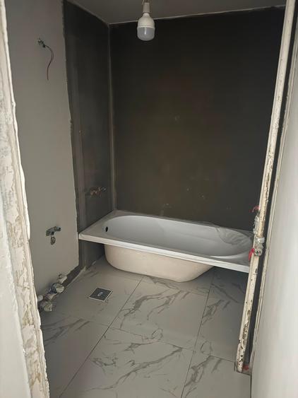 Apartament cu 2 camere semidecomandat în Brâncoveanu